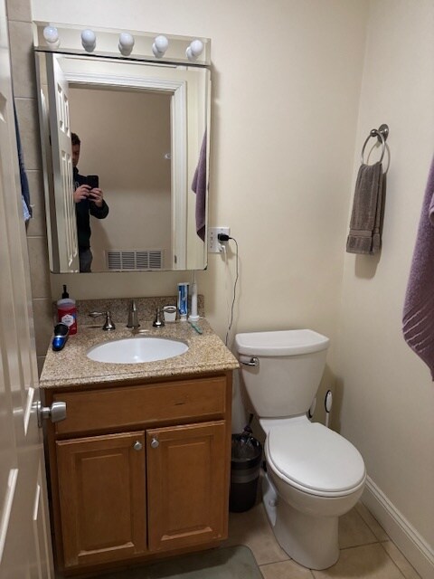 Building Photo - 40 Revere St