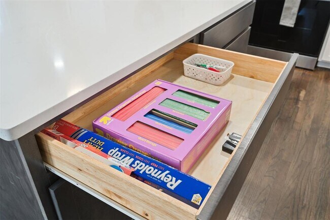 Building Photo - 4104 NW 59th St