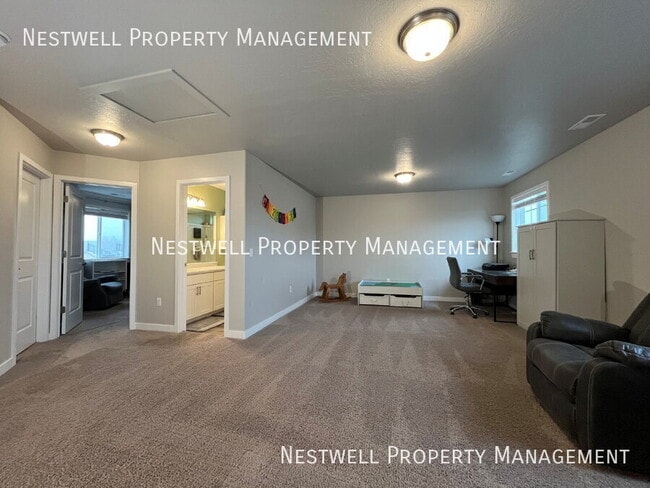 Building Photo - 1508 Waterfront Dr