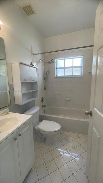 Building Photo - 21331 SW 87th Ct