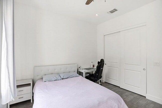 Building Photo - Single Story Pool Home In Reverence Guard Gated Community