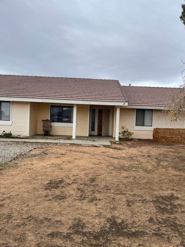 Building Photo - House for rent