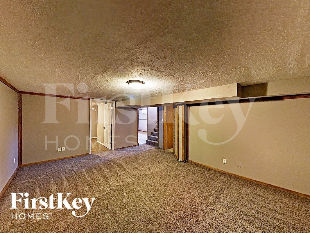 Building Photo - 2365 Grants Pkwy