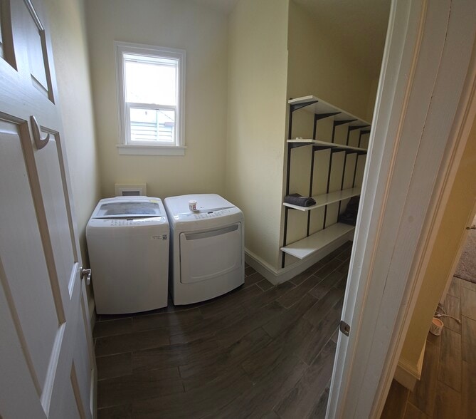 Laundry - 1334 Merryman St