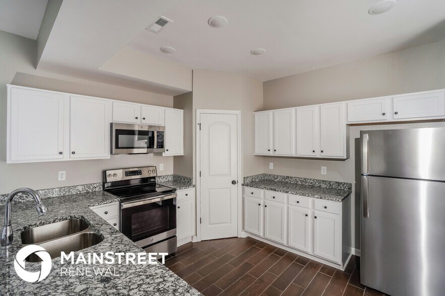 Building Photo - 2115 Paddle Wheel Dr