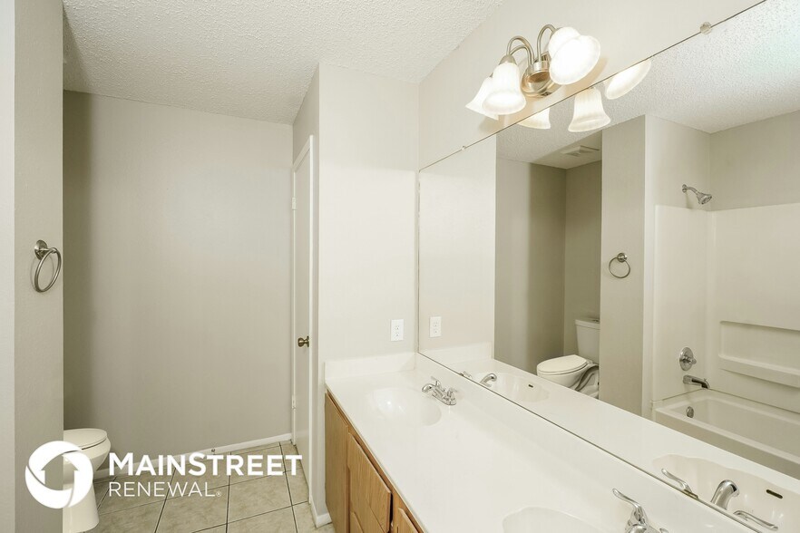 Building Photo - 7622 Cascade Oak Dr