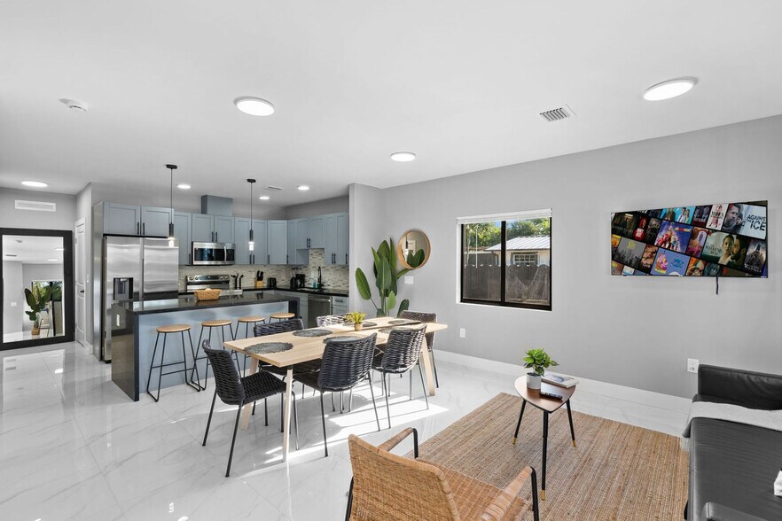 Building Photo - 1350 NW 28th St