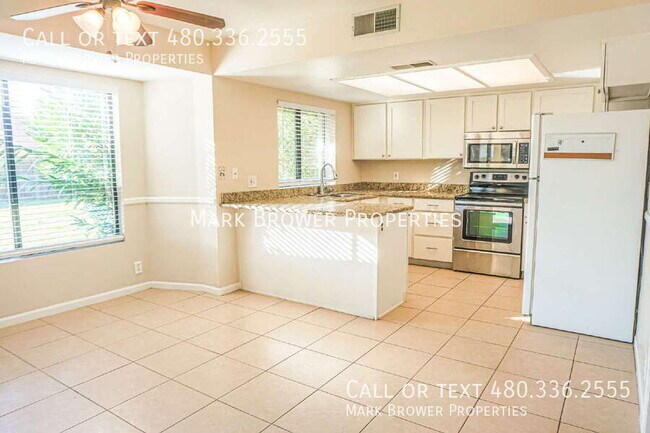 Building Photo - 909 W Bell De Mar Dr