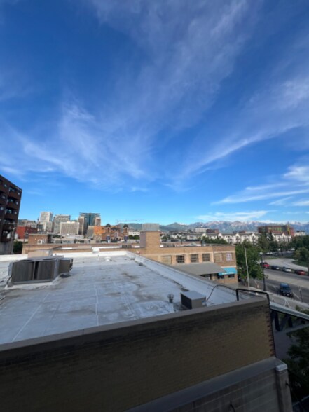 Building Photo - 336 W 300 S