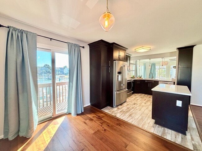 Building Photo - Stunning Virginia Beach Condo with Waterfr...