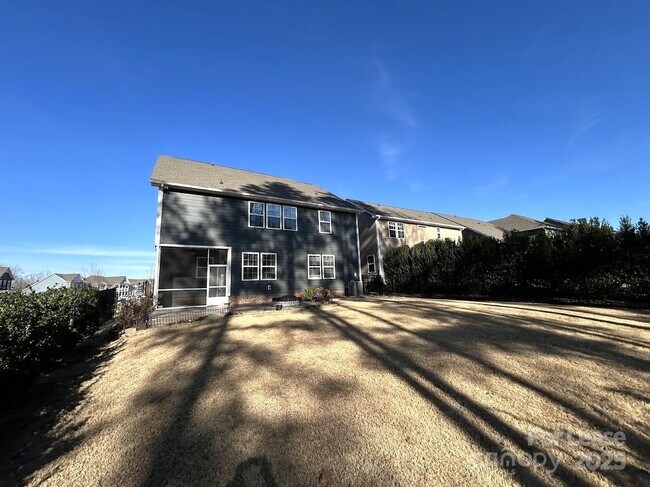 Building Photo - 1004 Whipcord Dr