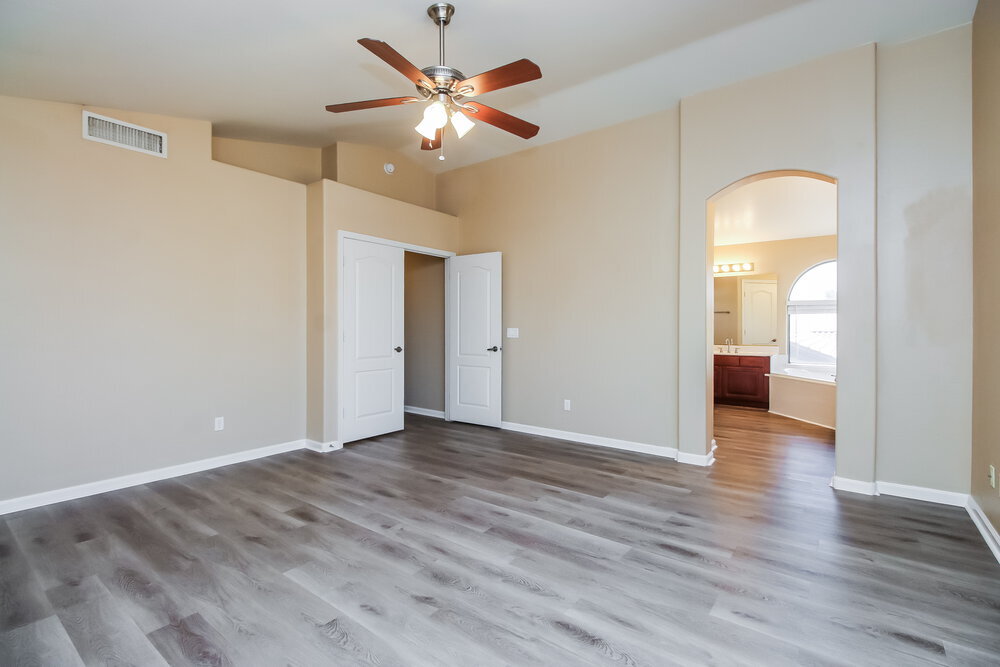 Building Photo - 1668 S Quartz St