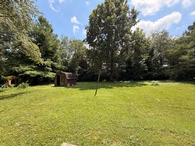 Building Photo - 314 Walters Ln