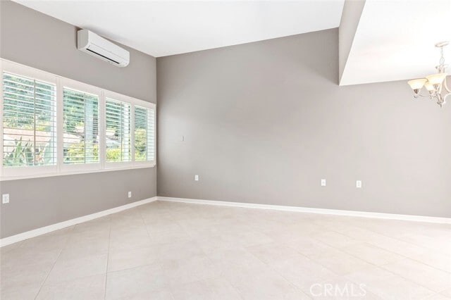 Building Photo - 703 Avenida Sevilla