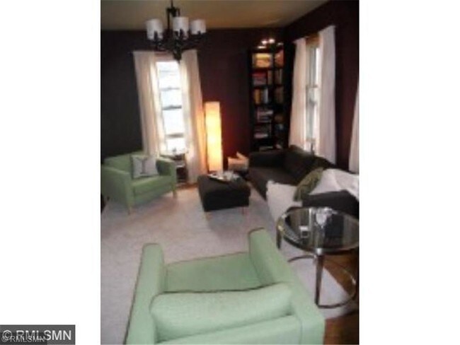 Building Photo - 616 Locust St