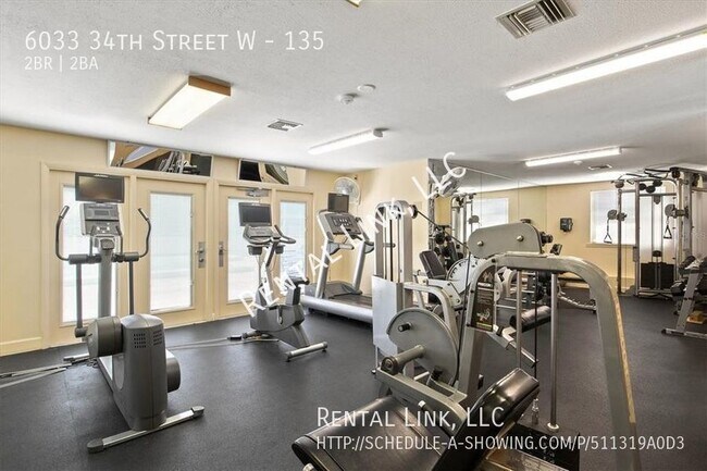 Building Photo - 2 Bedroom Condo in Harbor Pines for Rent!