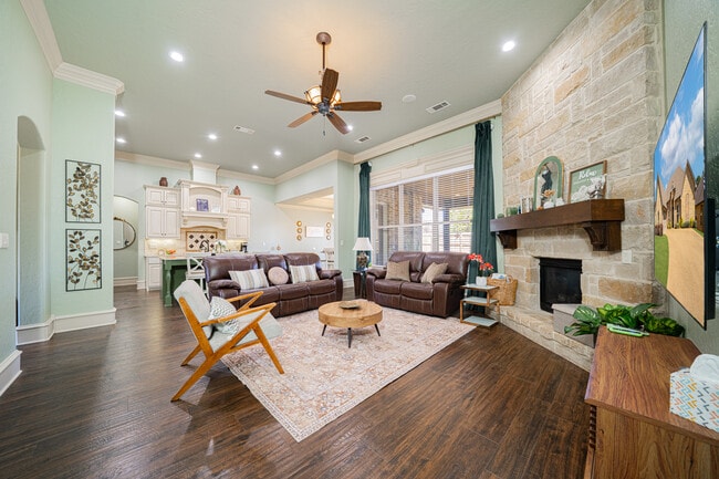 Building Photo - 1610 Olympic Drive