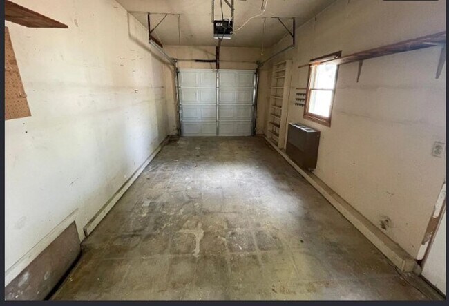 Building Photo - Welcome to Your Next Home with Harvest Investments!