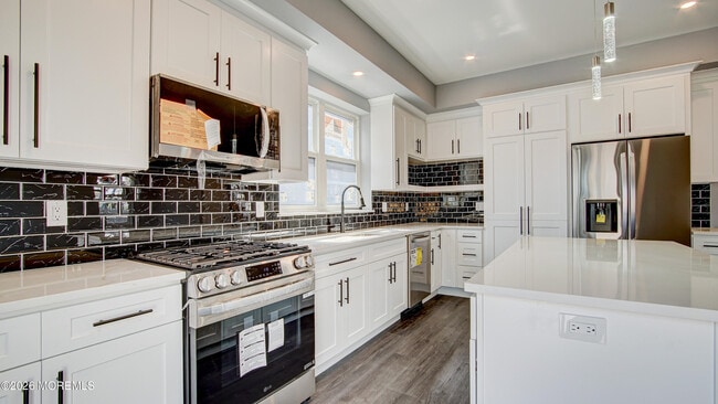 Building Photo - 47 Atlantic Ave