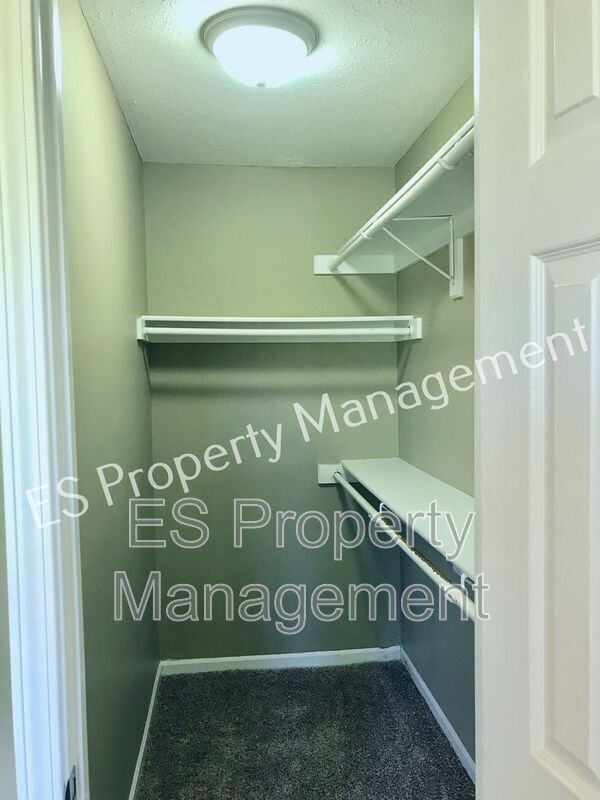 Building Photo - 6728 Garway Ln