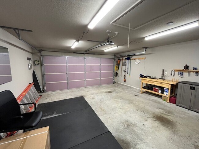 Building Photo - 2720 Brighton Pl