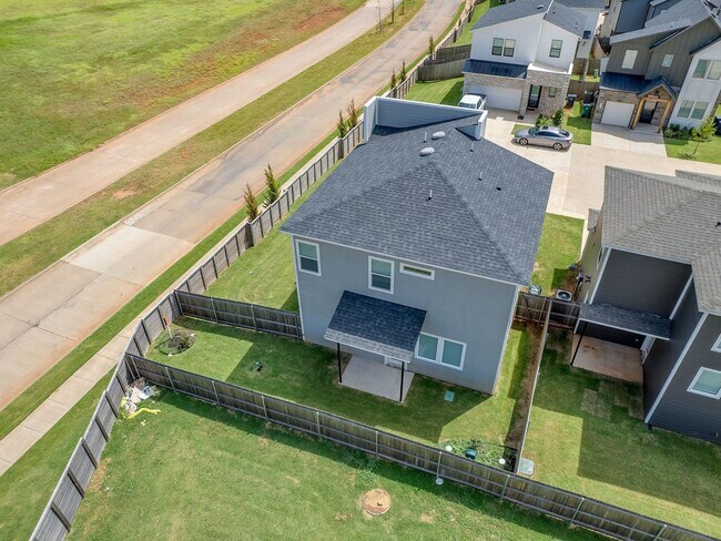Building Photo - Beautiful New Construction Home in Edmond/...