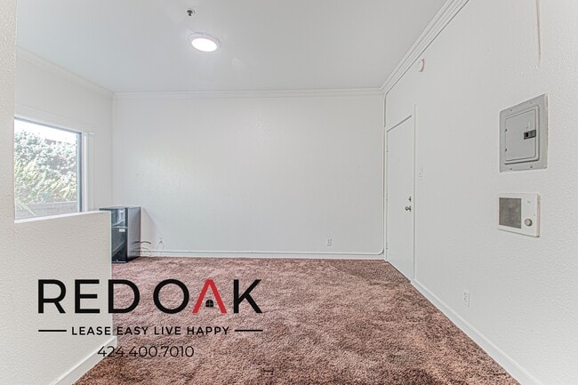 Primary Photo - 224 N Maryland Ave