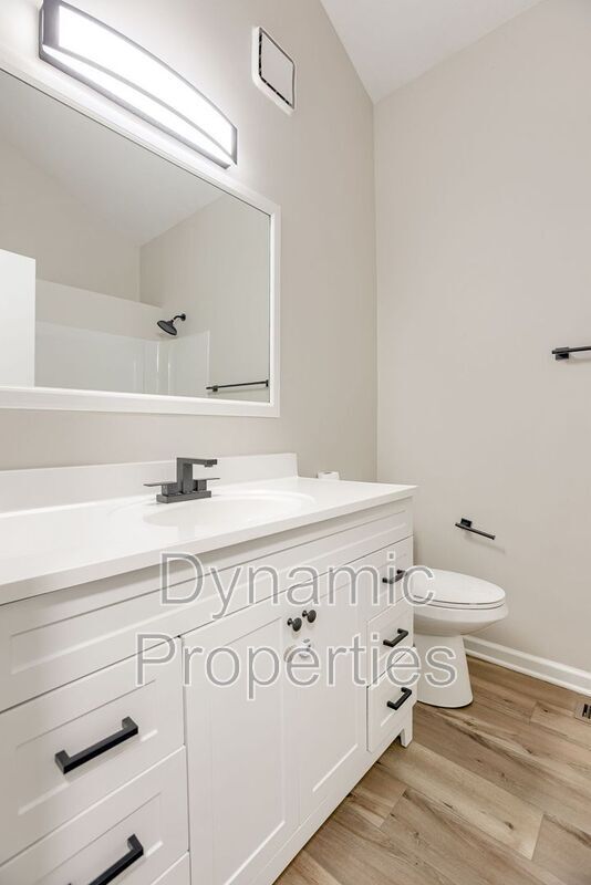 Building Photo - 7926 Primrose Ct