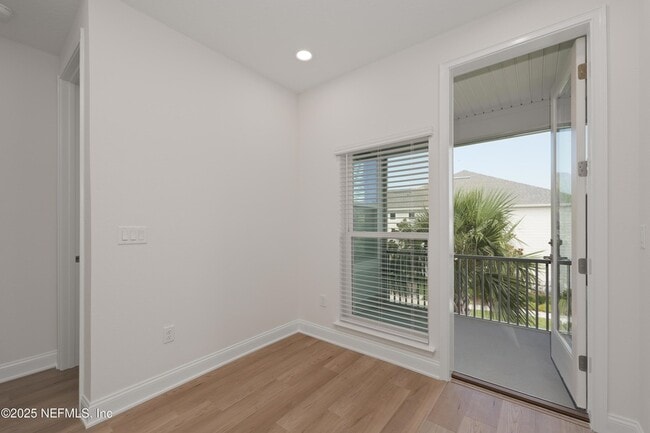 Building Photo - 50 Sewall Ln
