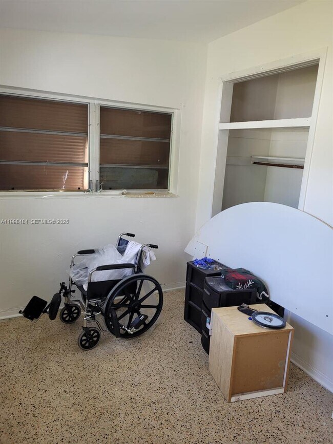 Building Photo - 26925 SW 145th Ave