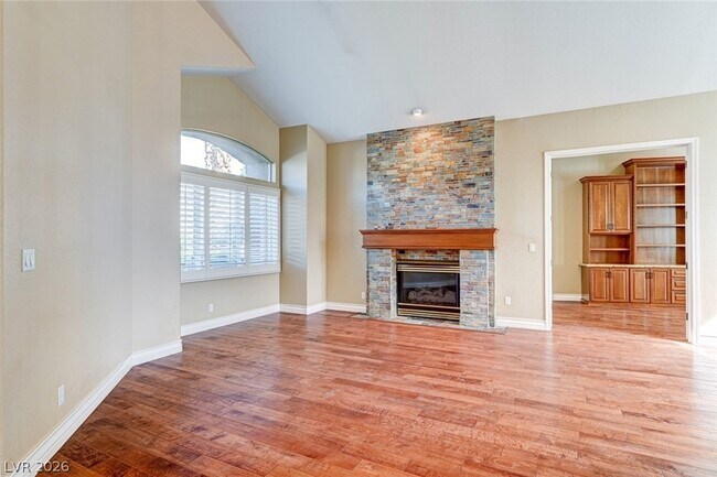 Building Photo - 2312 Silver Bluff Ct