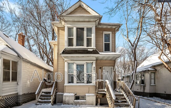 Building Photo - 861 Marion St