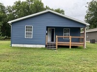 Building Photo - PRE LEASING- AVAILABLE JUNE 10TH - 3 Bedroom/2 Bathroom House In Frontenac