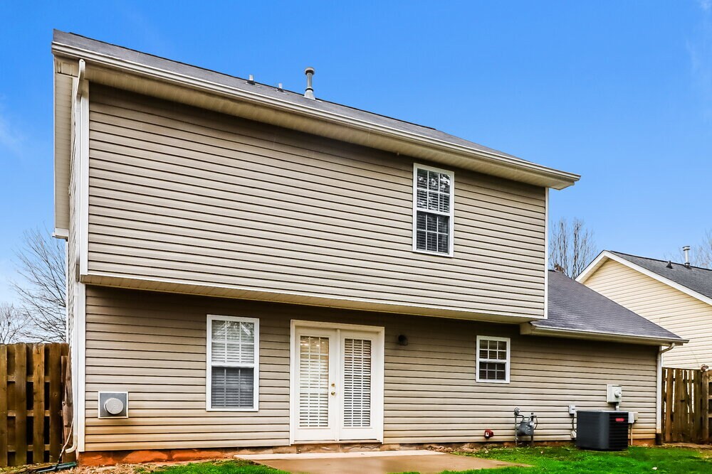 Building Photo - 15222 Eric Kyle Dr