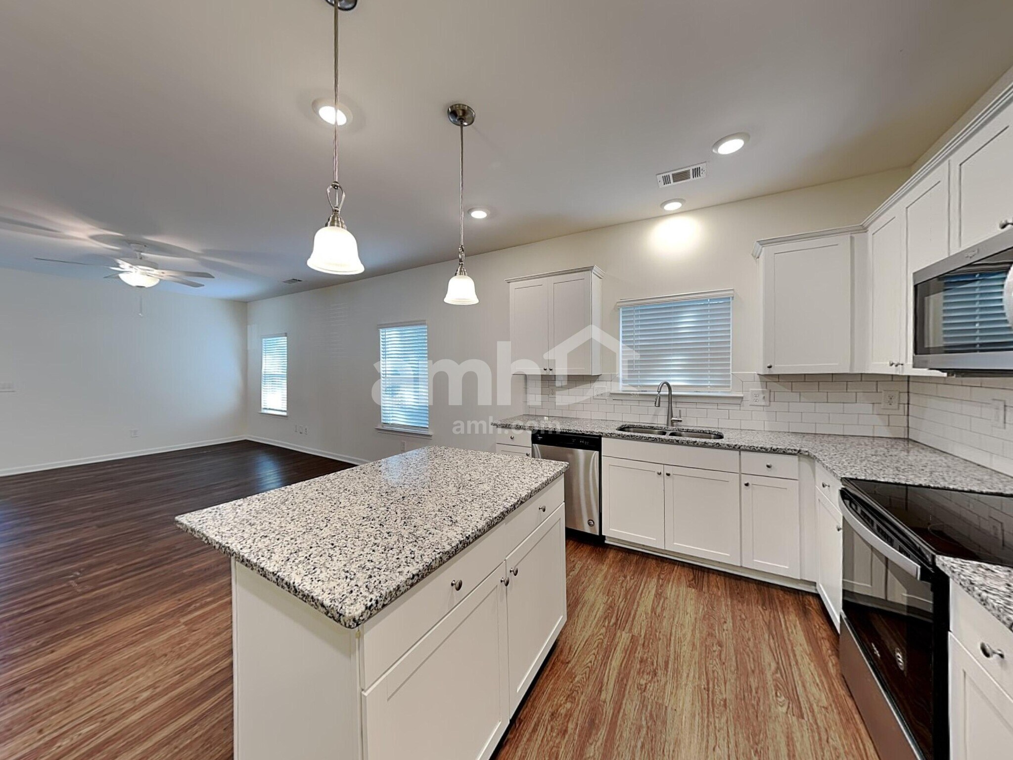 Building Photo - 227 Ivy Brook Dr