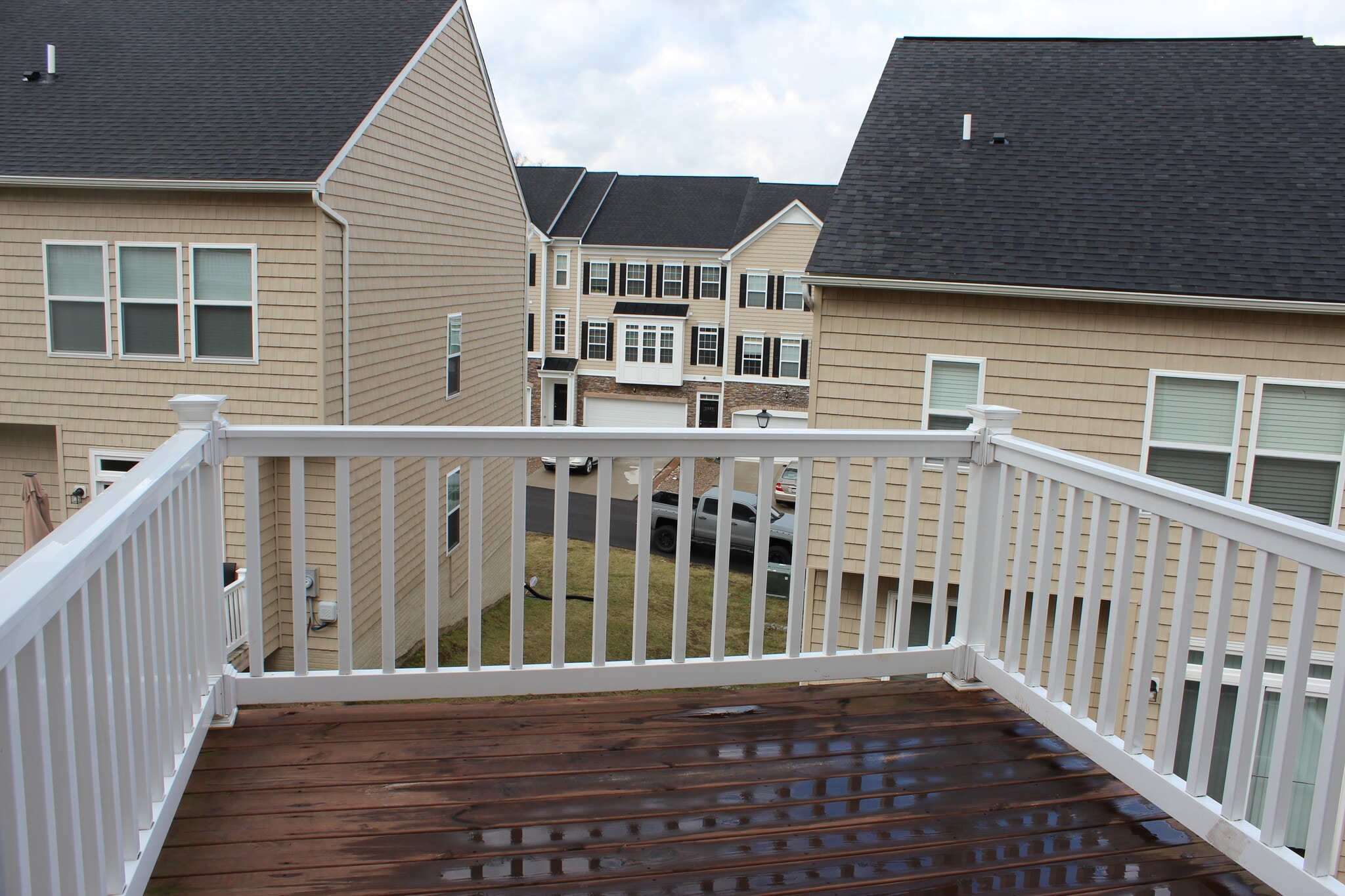 Building Photo - 3535 Sun Trl