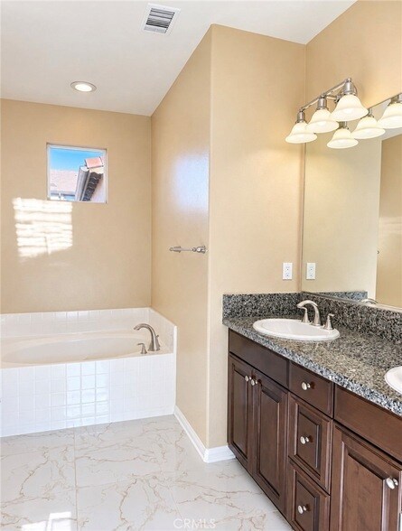 Building Photo - 11316 Paseo La Cumbre