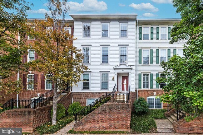 Building Photo - 1605 Potomac Greens Dr