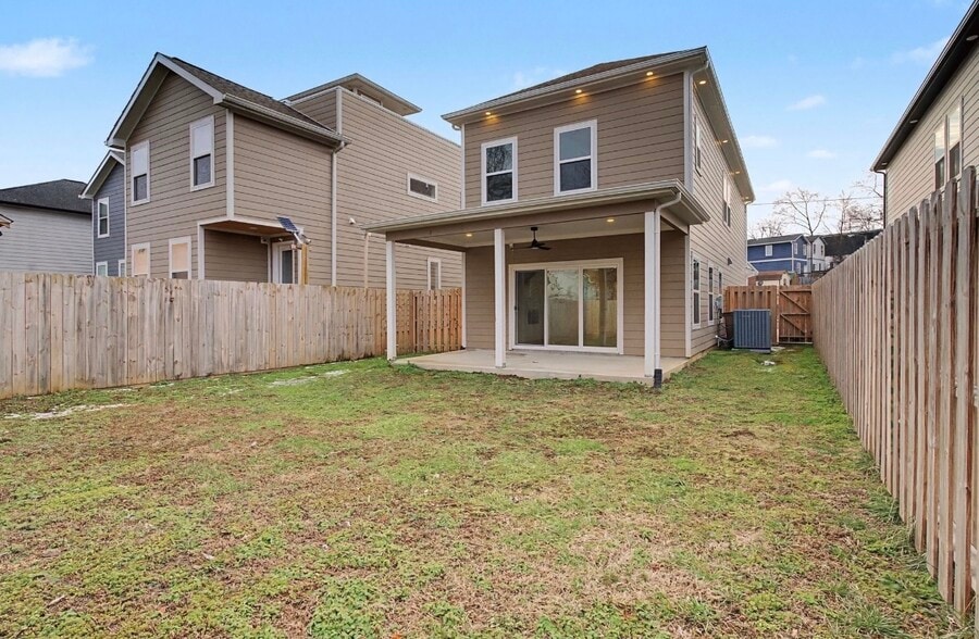 Building Photo - 2140 18th Ave N