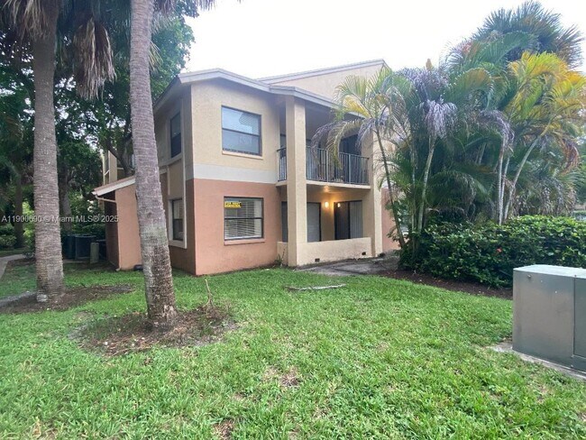 Building Photo - 9999 Summerbreeze Dr