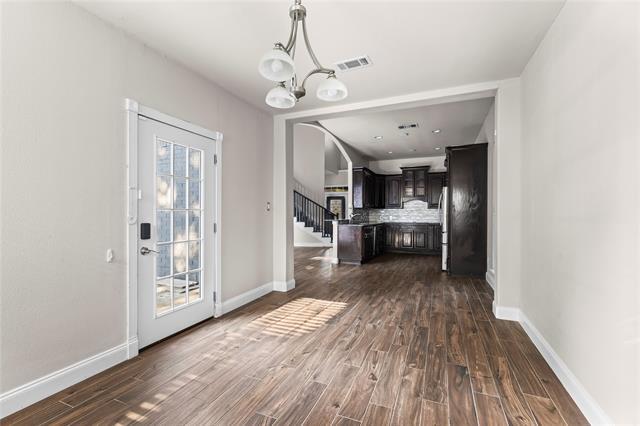Building Photo - 5517 Greenview Ct