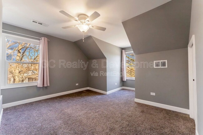 Building Photo - 215 Indian Trail