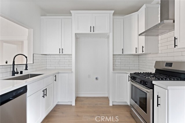 Building Photo - 761 W Sepulveda St