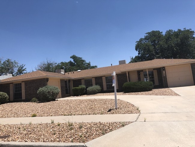 Building Photo - 7136 Orizaba Ave