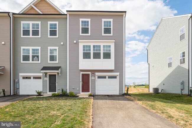 Building Photo - 24 Armistead Pl