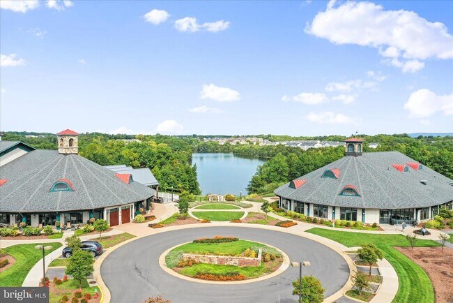 Building Photo - 166 Trout Lily Dr