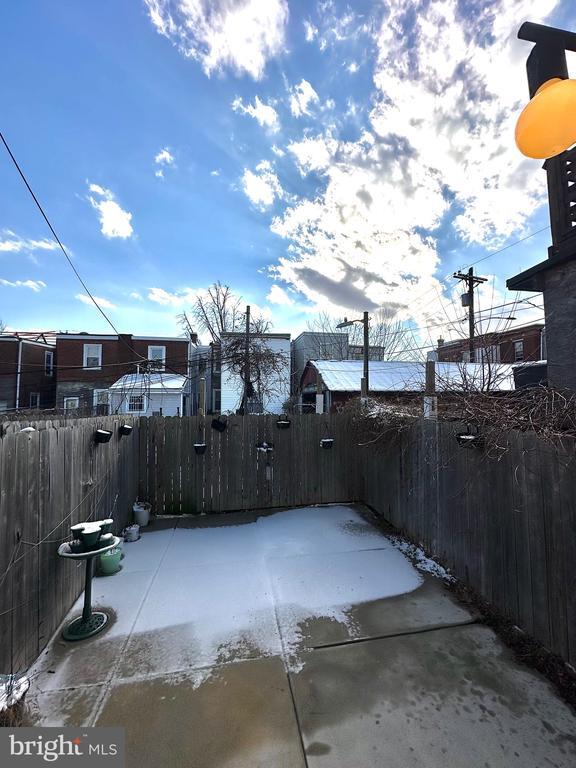 Building Photo - 2514 W Seybert St