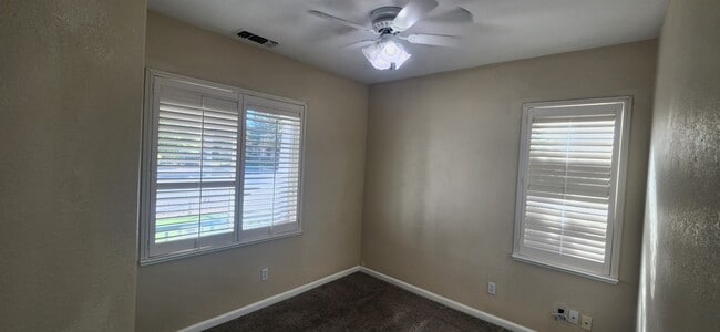Building Photo - 267 W Springer Dr
