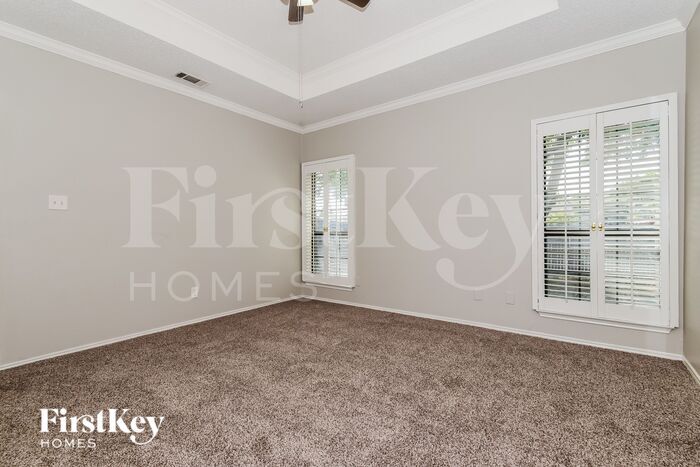 Building Photo - 1729 Creek Valley Rd