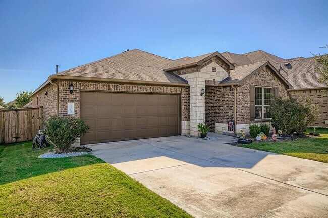 Building Photo - 3313 De Torres Cir